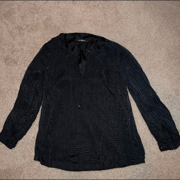 Alice & Trixie Black Long Sleeve Blouse with Laces size XS - Picture 3 of 9